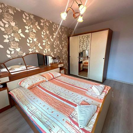 Lux Apartment Sisi Burgas Luaran gambar