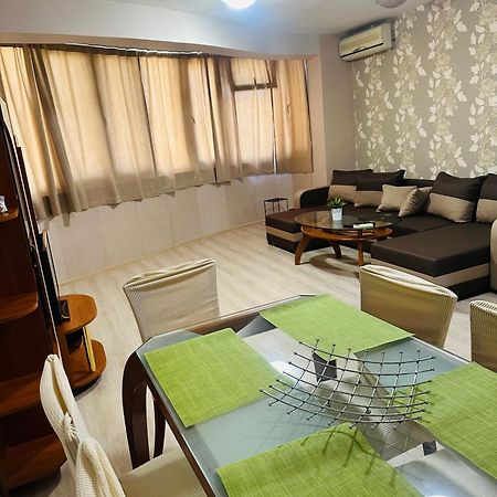 Lux Apartment Sisi Burgas Luaran gambar